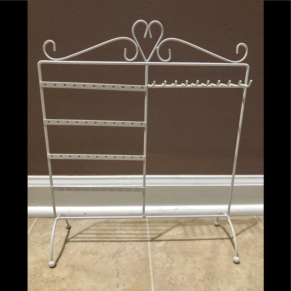 White jewelry organizer for necklaces / earrings